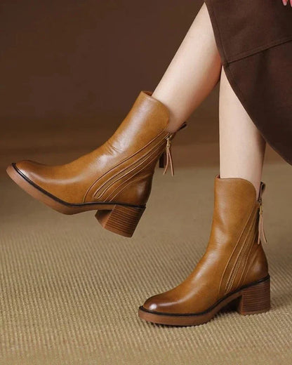 Léonie™ — Tronchetti cognac vista frontale coppia