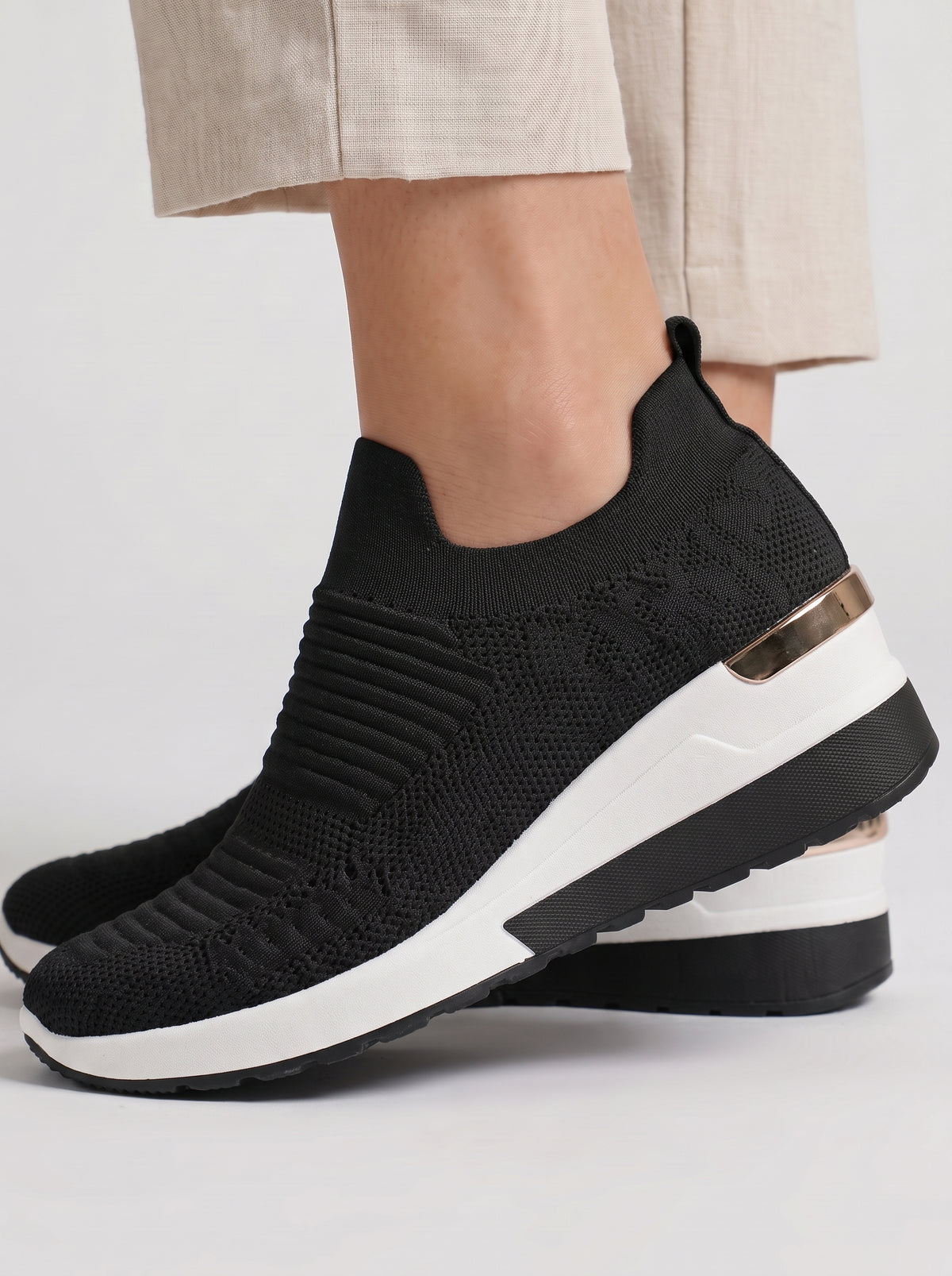 Serena™ | Sneaker Slip-On in Maglia con Dettaglio Dorato